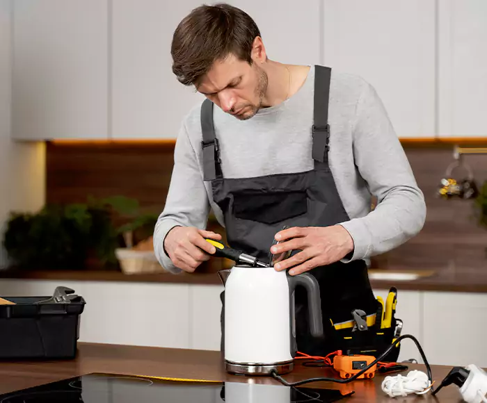 Skilled Blender Technicians: Your Small Appliance Repair Experts for Sanford, ME