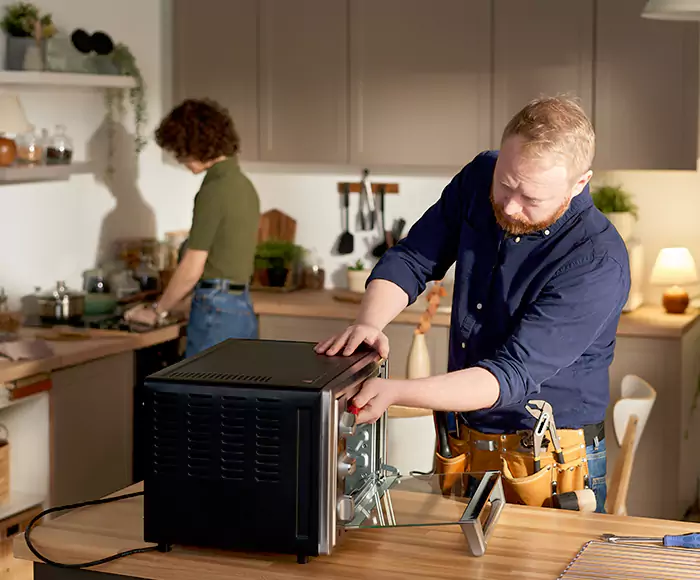 Top-Rated Oven Specialists: Your Certified Oven Repair Technician Crew in Sanford, ME